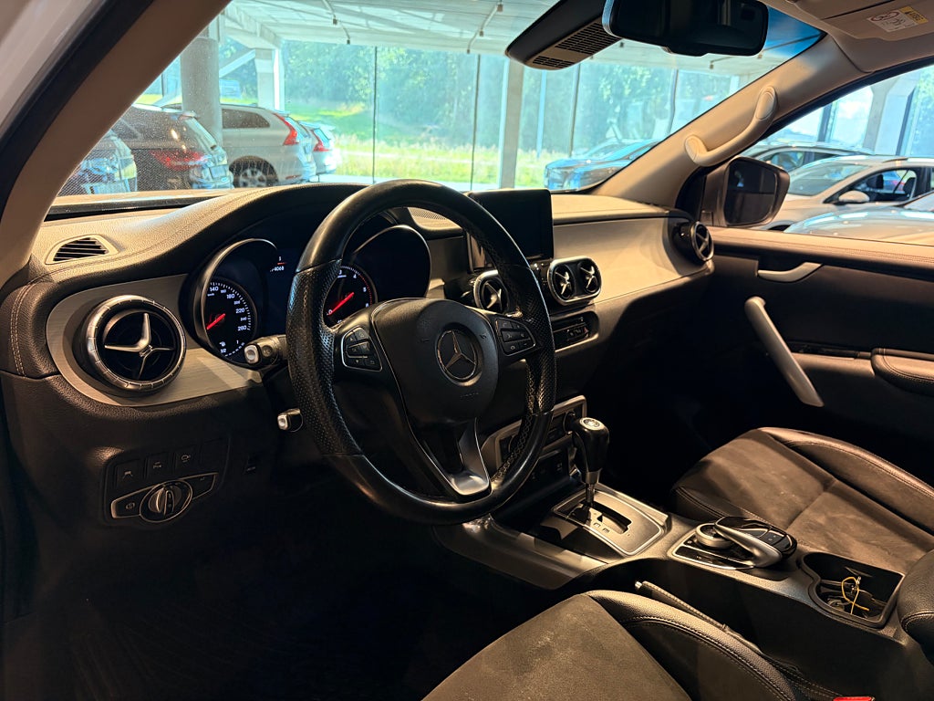 Mercedes-Benz X 250 2018 - miniatyr 15