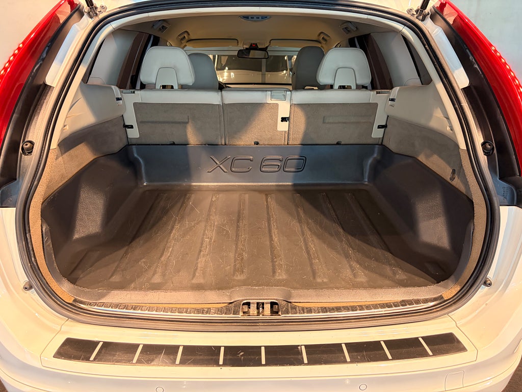 Volvo XC60 2014 - miniatyr 15