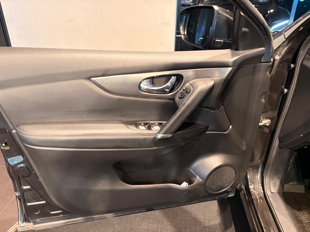 Nissan Qashqai 2018 - miniatyr 17