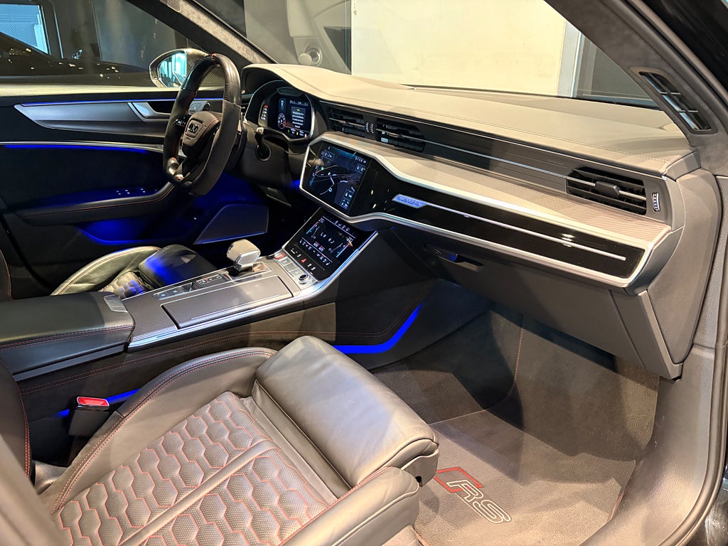 Audi RS6 2020 - miniatyr 4