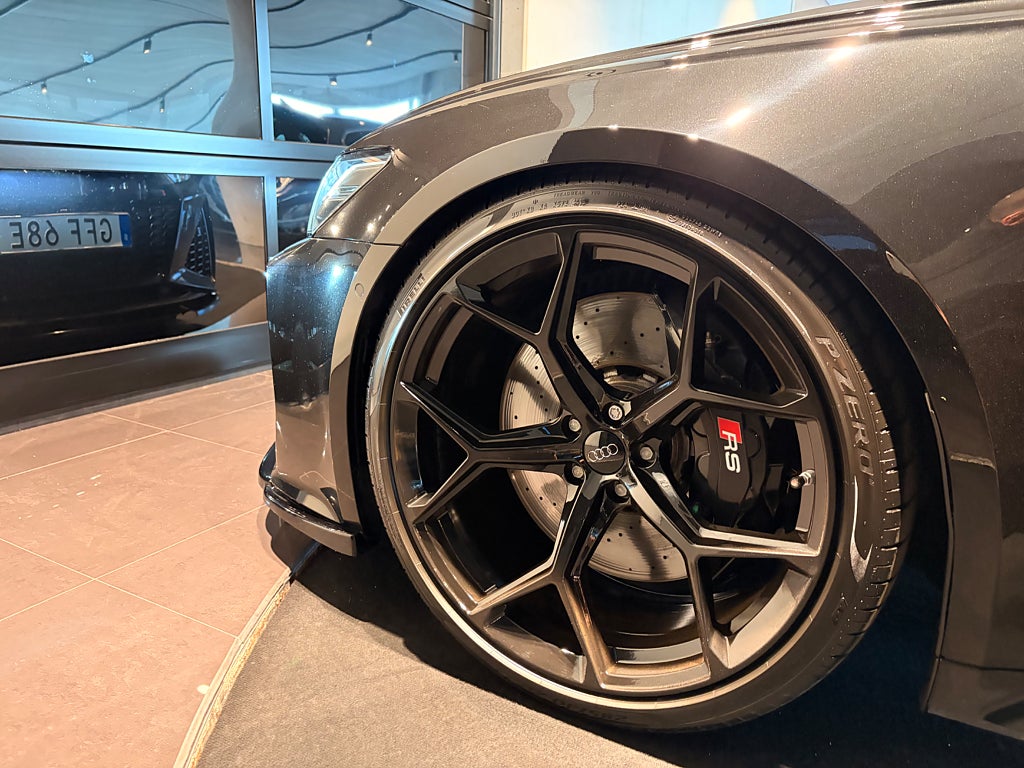 Audi RS6 2020 - miniatyr 35