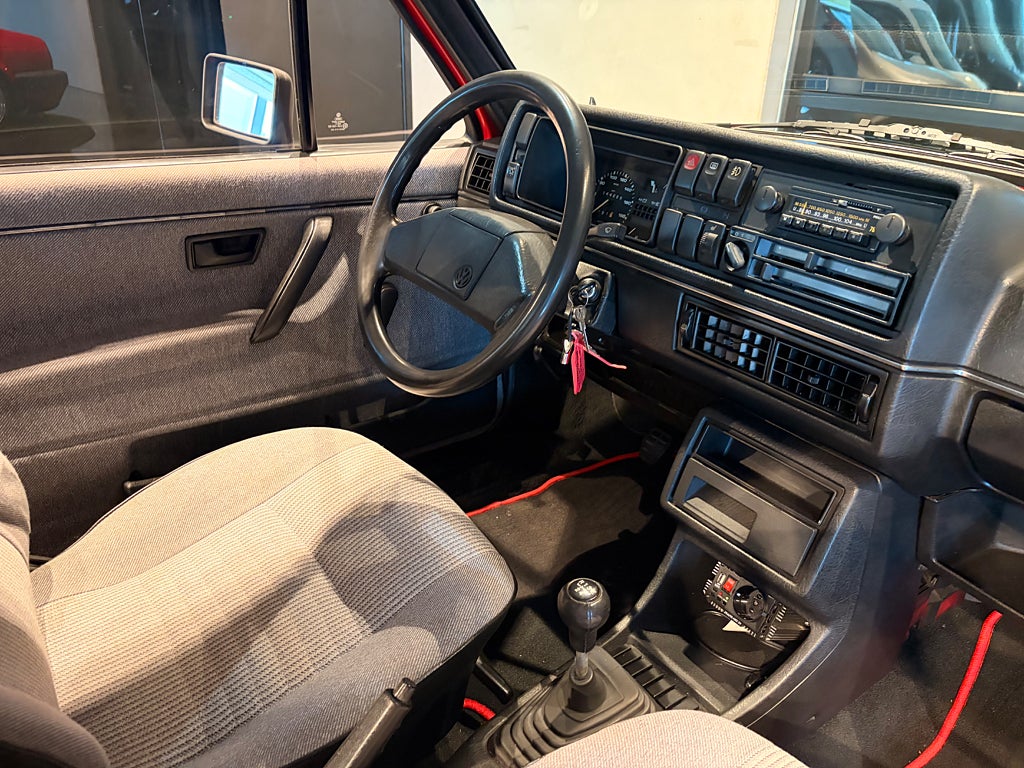 Volkswagen Jetta 1987 - miniatyr 4