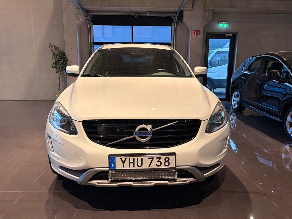 Volvo XC60 2017 - miniatyr 8