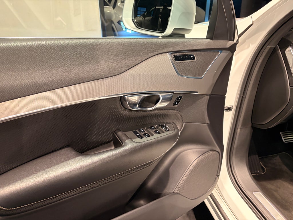 Volvo XC90 2017 - miniatyr 25