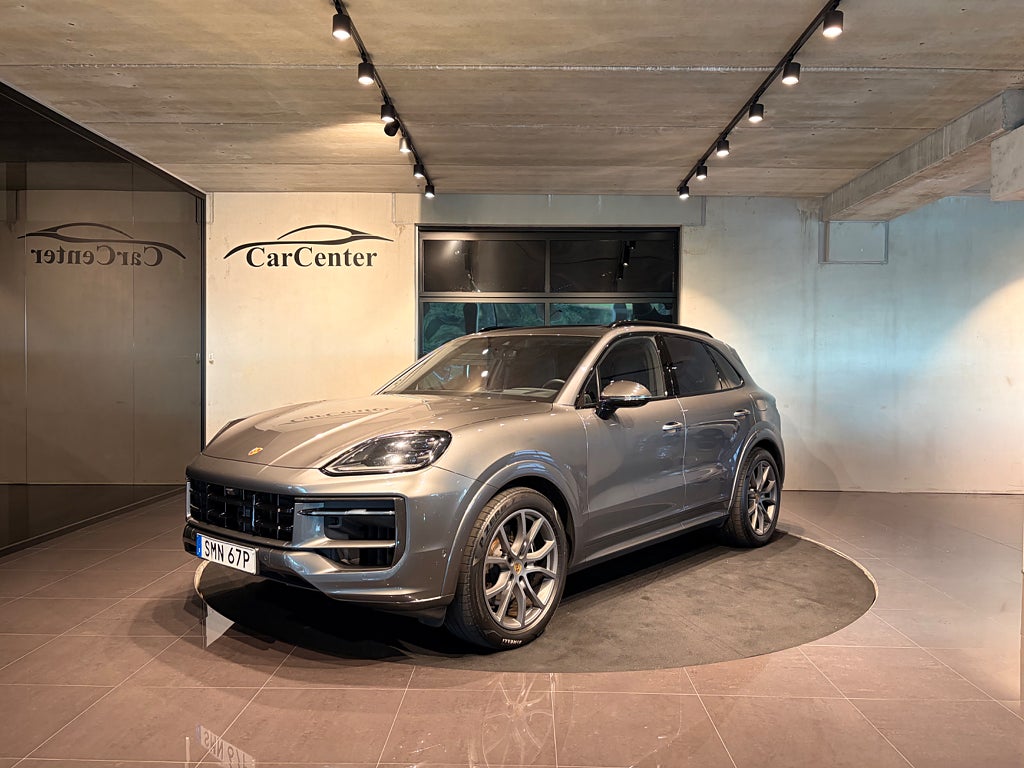 Porsche Cayenne E-Hybrid * Passenger display * Kolfiber * Se spec