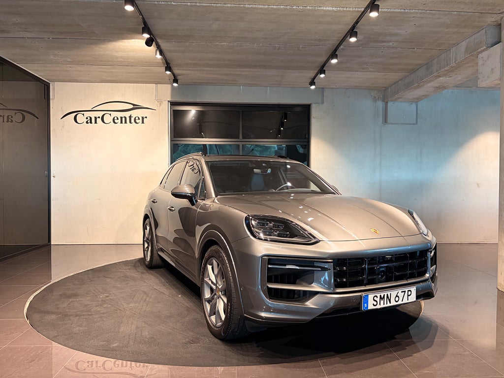 Porsche Cayenne 2024 - miniatyr 2
