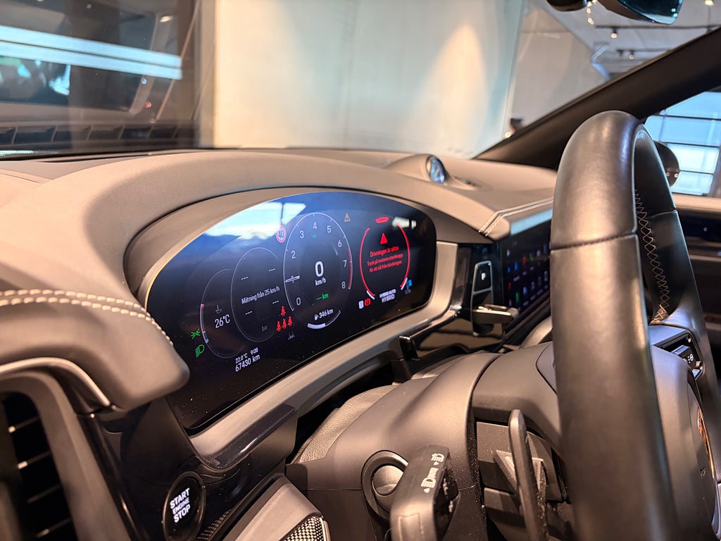 Porsche Cayenne 2024 - miniatyr 29