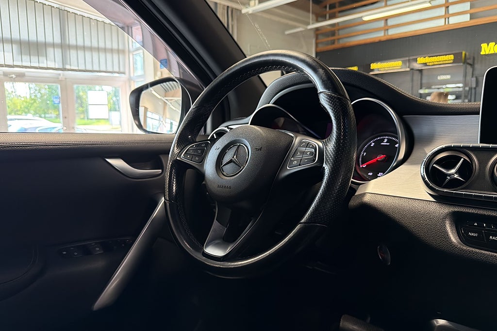 Mercedes-Benz X 350 2019 - miniatyr 7