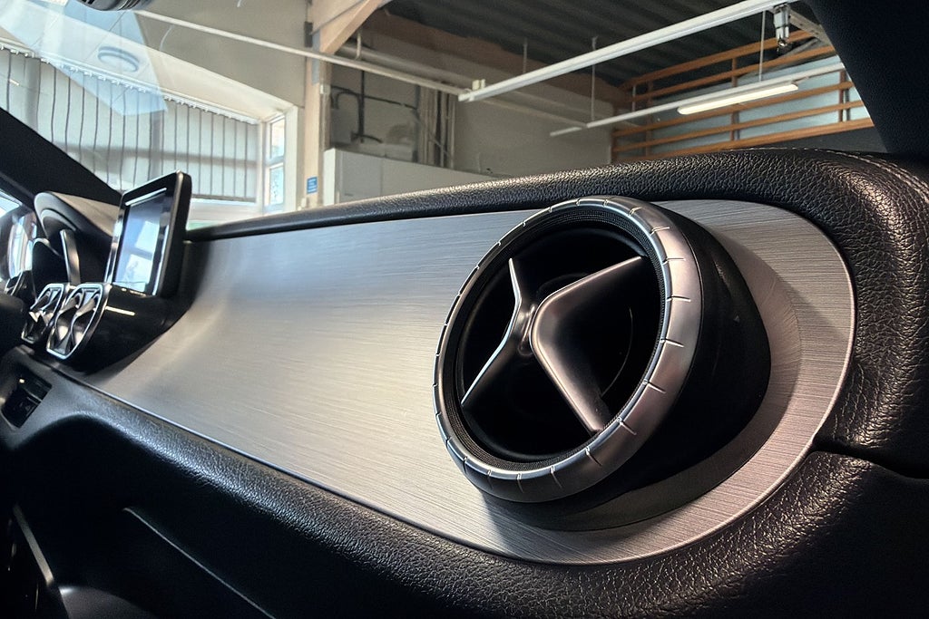 Mercedes-Benz X 350 2019 - miniatyr 9