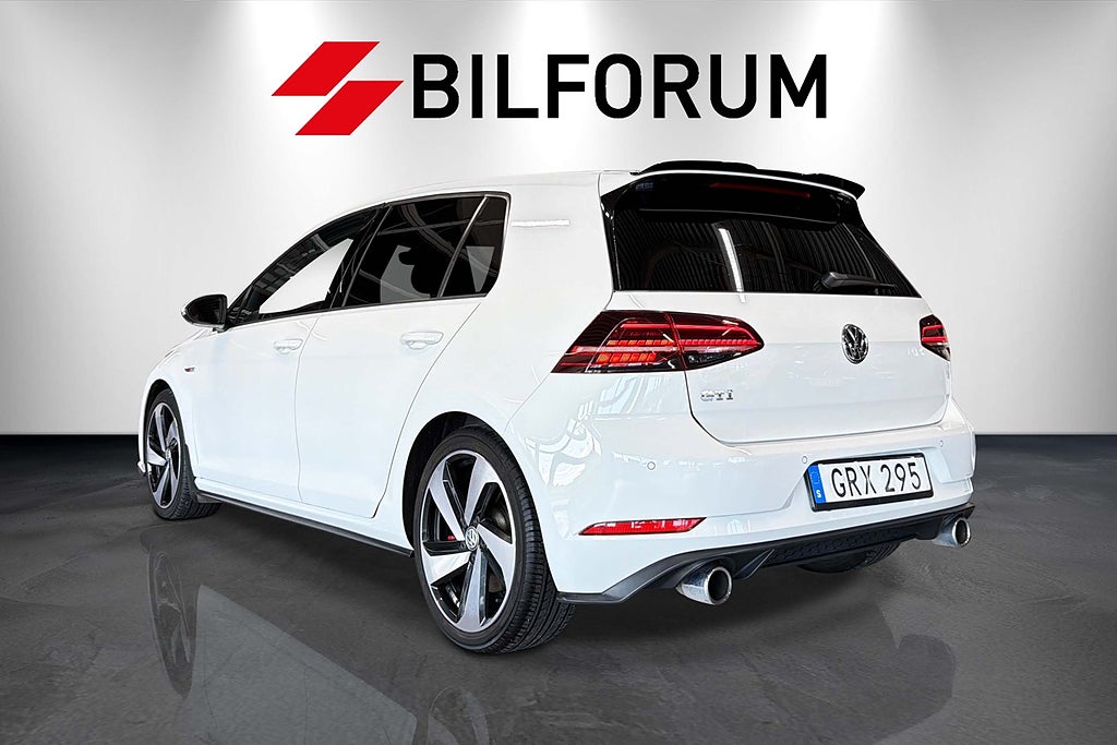 Volkswagen Golf 2018 - miniatyr 3