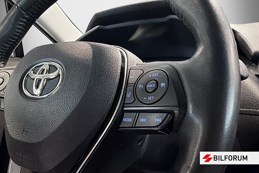 Toyota RAV4 2022 - miniatyr 15