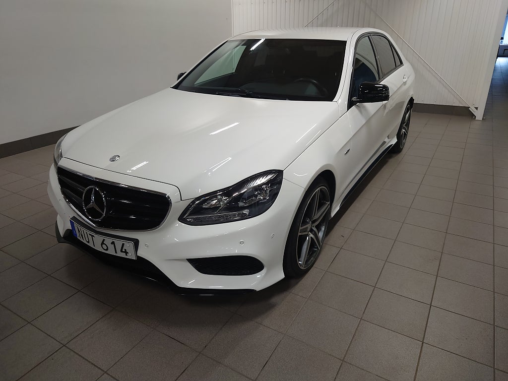 Mercedes-Benz E 220 BlueTEC 9G-Tronic AMG Night Edition