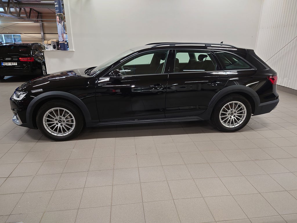 Audi A4 2023 - miniatyr 3