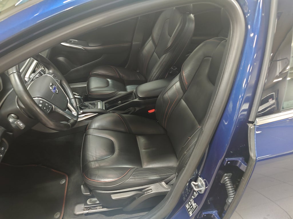 Volvo V40 2016 - miniatyr 10