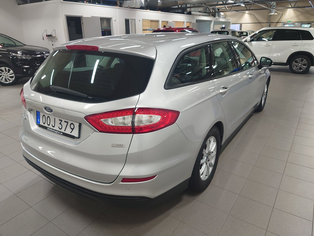 Ford Mondeo 2018 - miniatyr 5