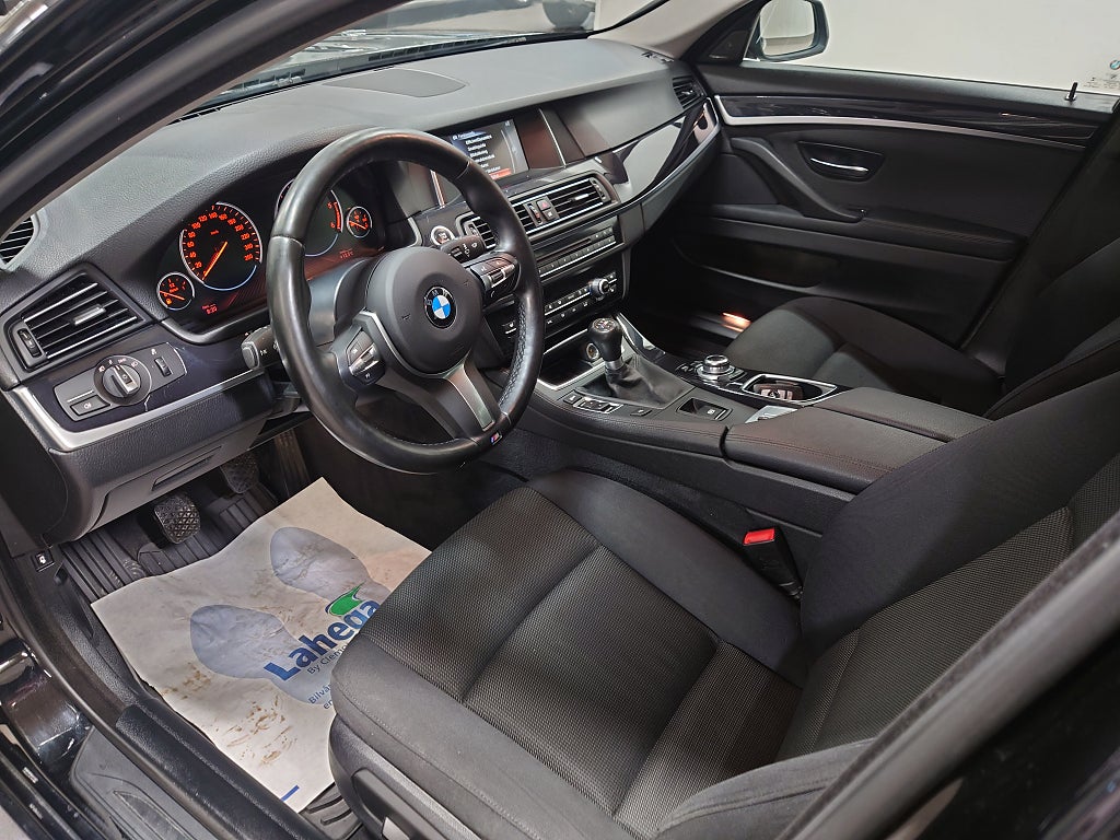BMW 520d 2015 - miniatyr 8