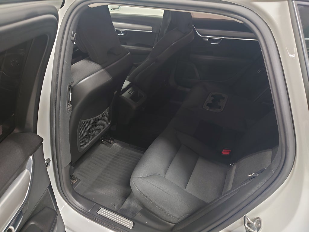 Volvo V90 2019 - miniatyr 10