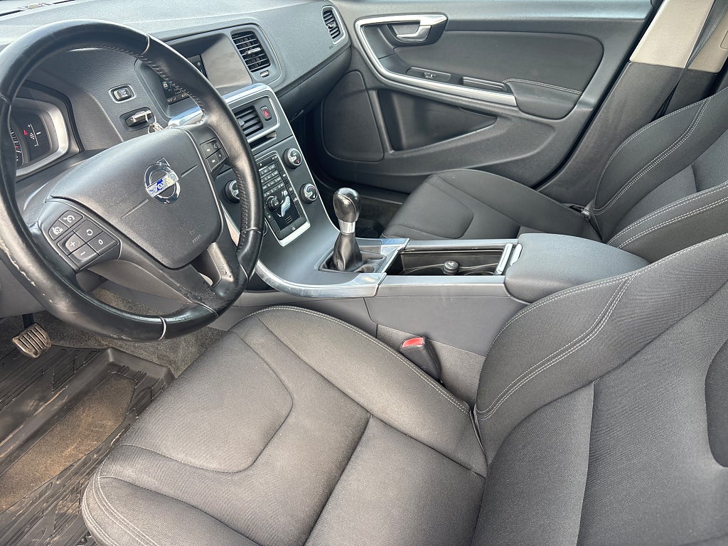 Volvo V60 2014 - miniatyr 4