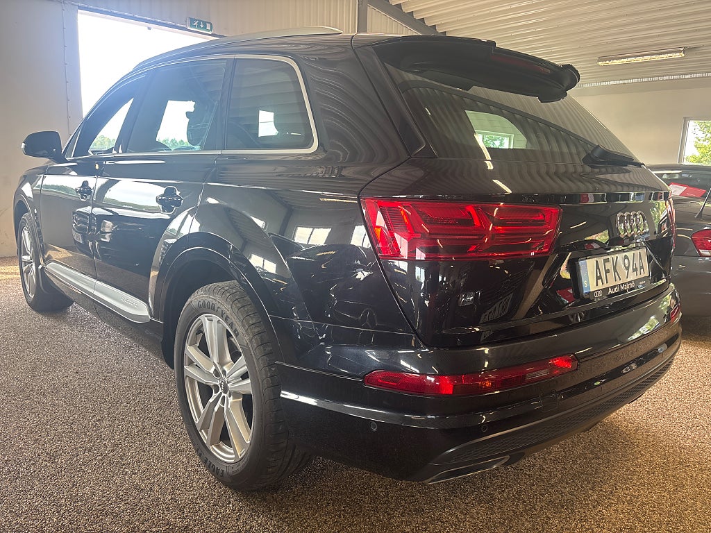 Audi Q7 2019 - miniatyr 12