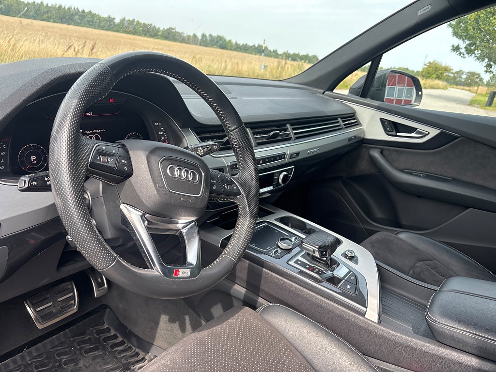 Audi Q7 2019 - miniatyr 5