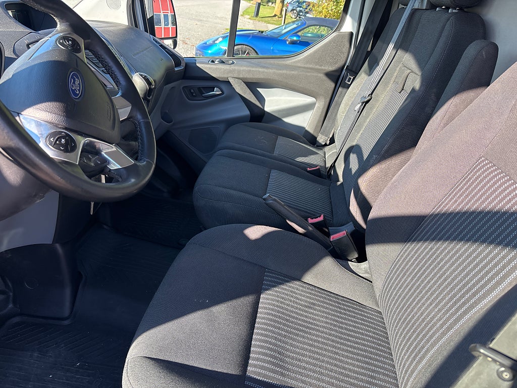 Ford Transit 2016 - miniatyr 7