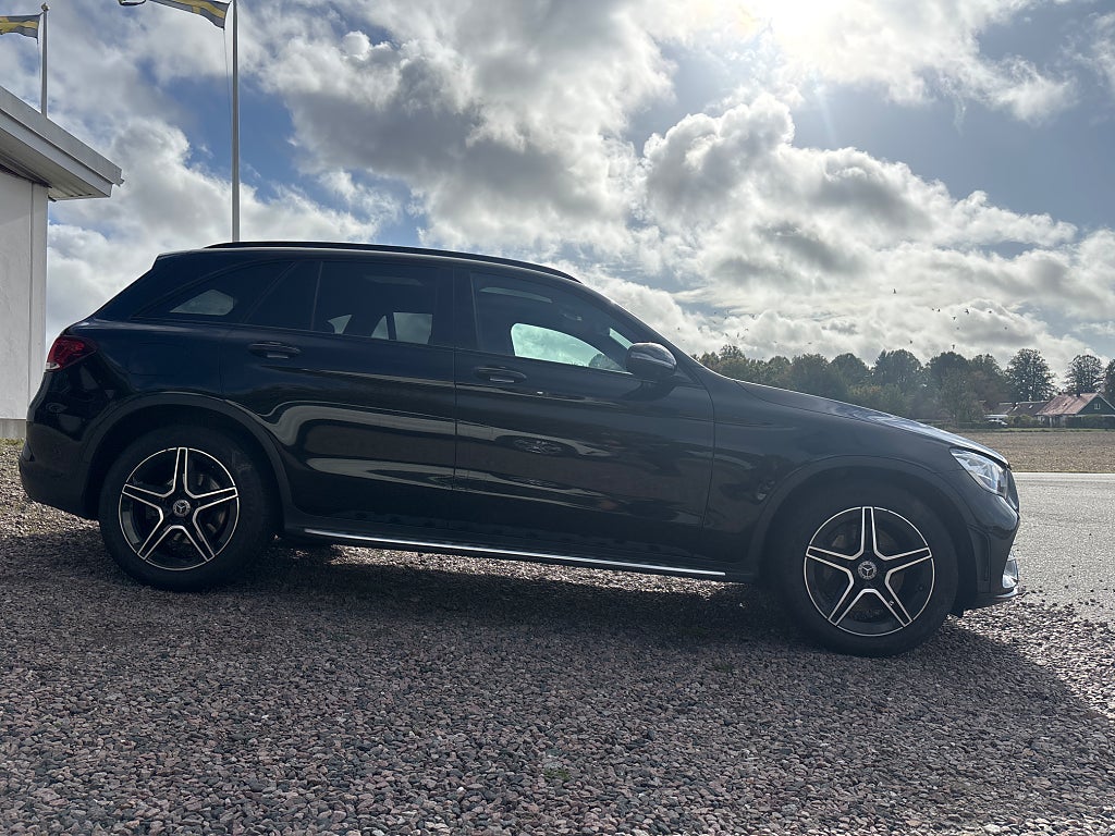 Mercedes-Benz GLC 2020 - miniatyr 2