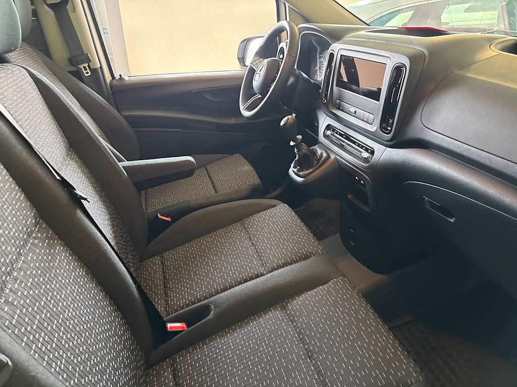 Mercedes-Benz Vito 2025 - miniatyr 10