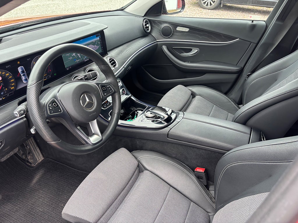 Mercedes-Benz E 2017 - miniatyr 3