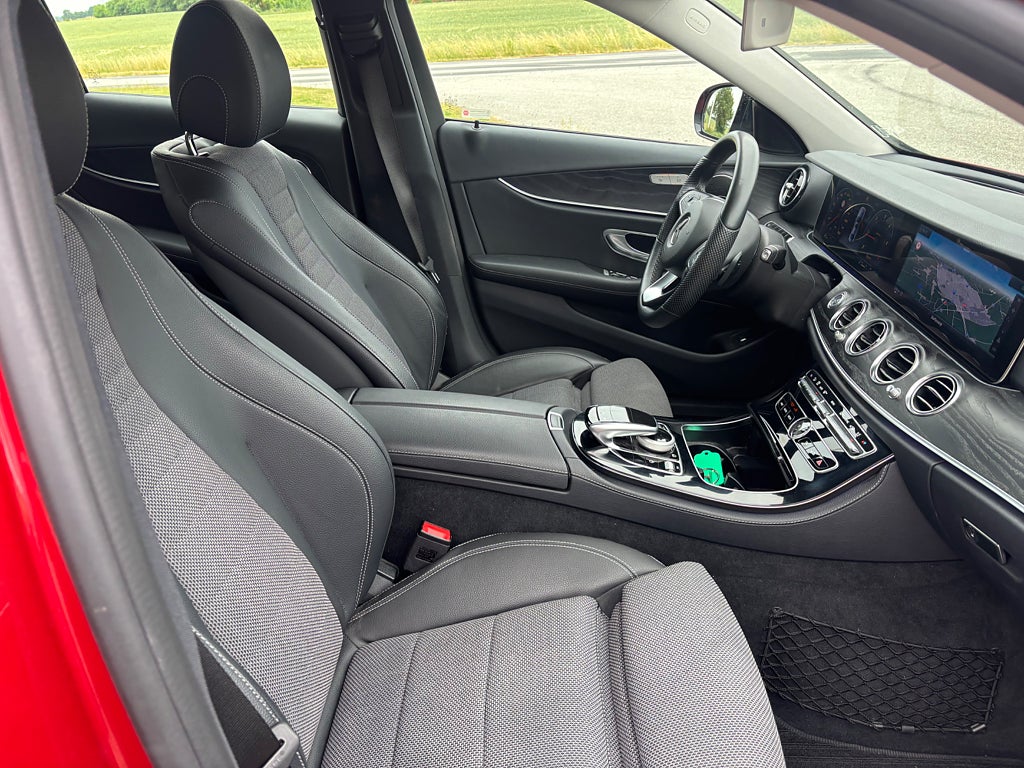Mercedes-Benz E 2017 - miniatyr 6