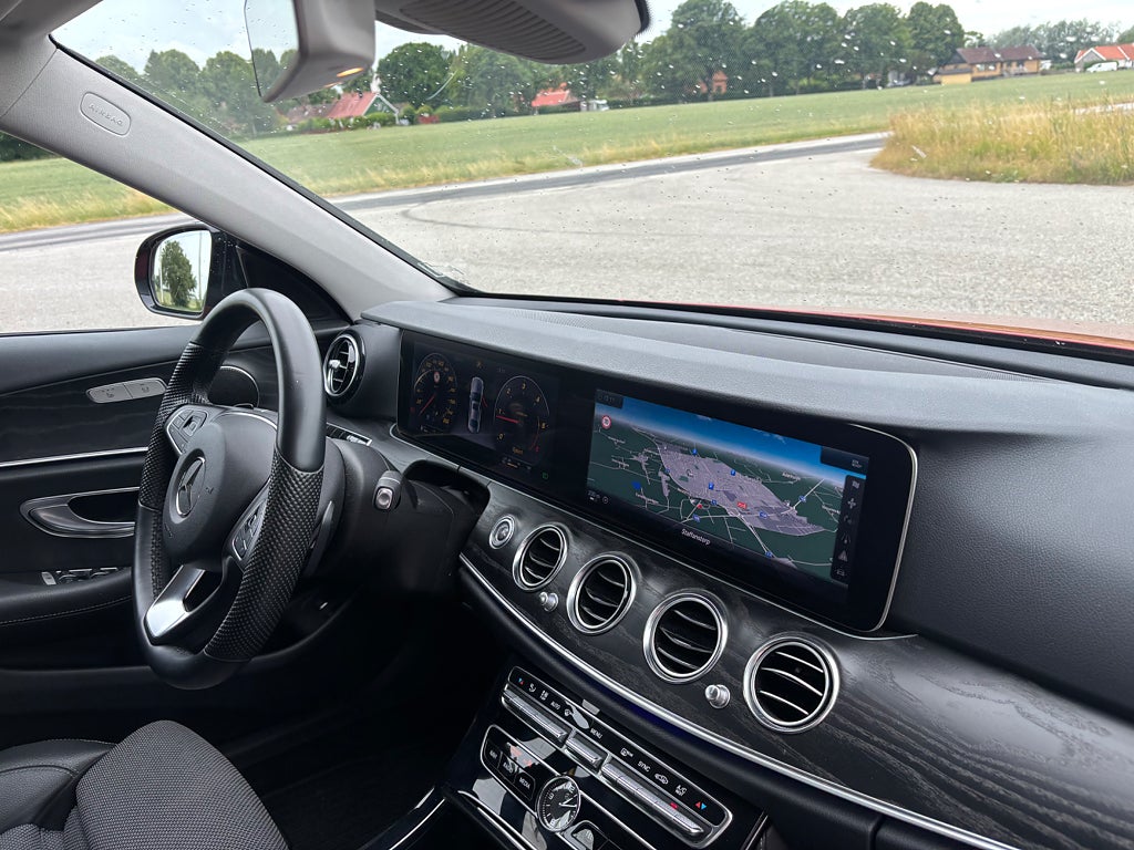Mercedes-Benz E 2017 - miniatyr 7