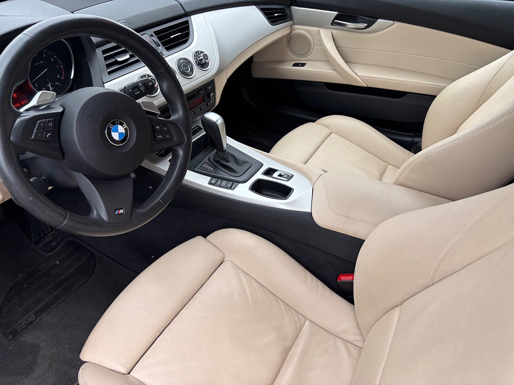 BMW Z4 2011 - miniatyr 3