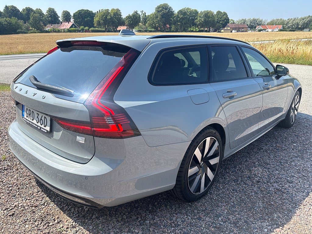 Volvo V90 2024 - miniatyr 4