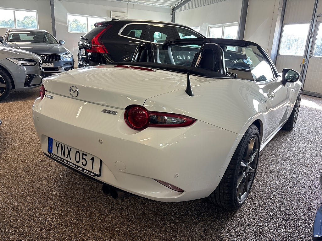 Mazda MX-5 2017 - miniatyr 12