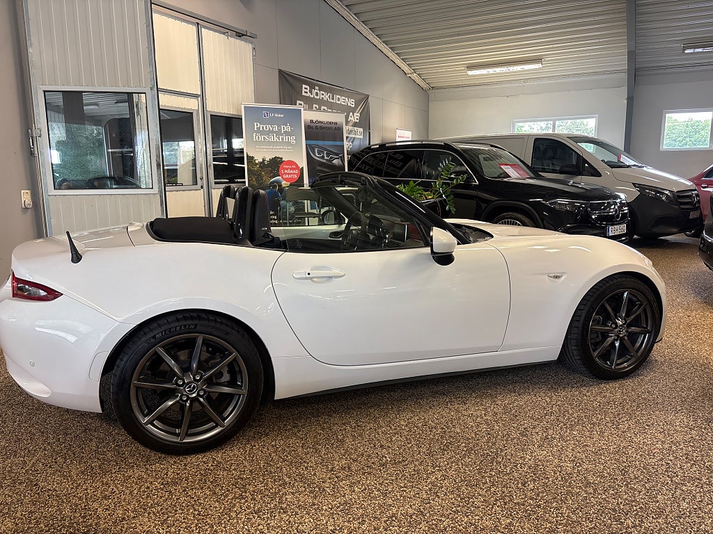 Mazda MX-5 2017 - miniatyr 13
