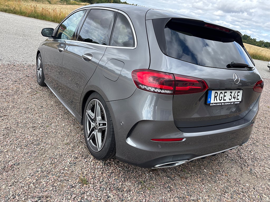 Mercedes-Benz B 2021 - miniatyr 5