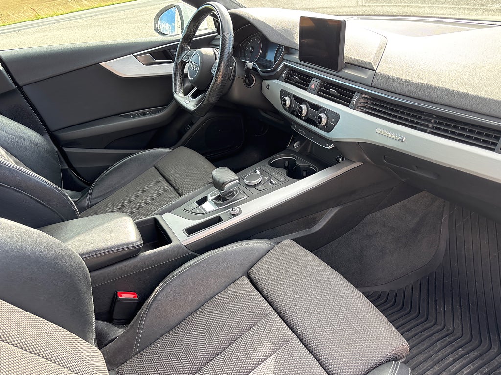 Audi A5 2018 - miniatyr 3