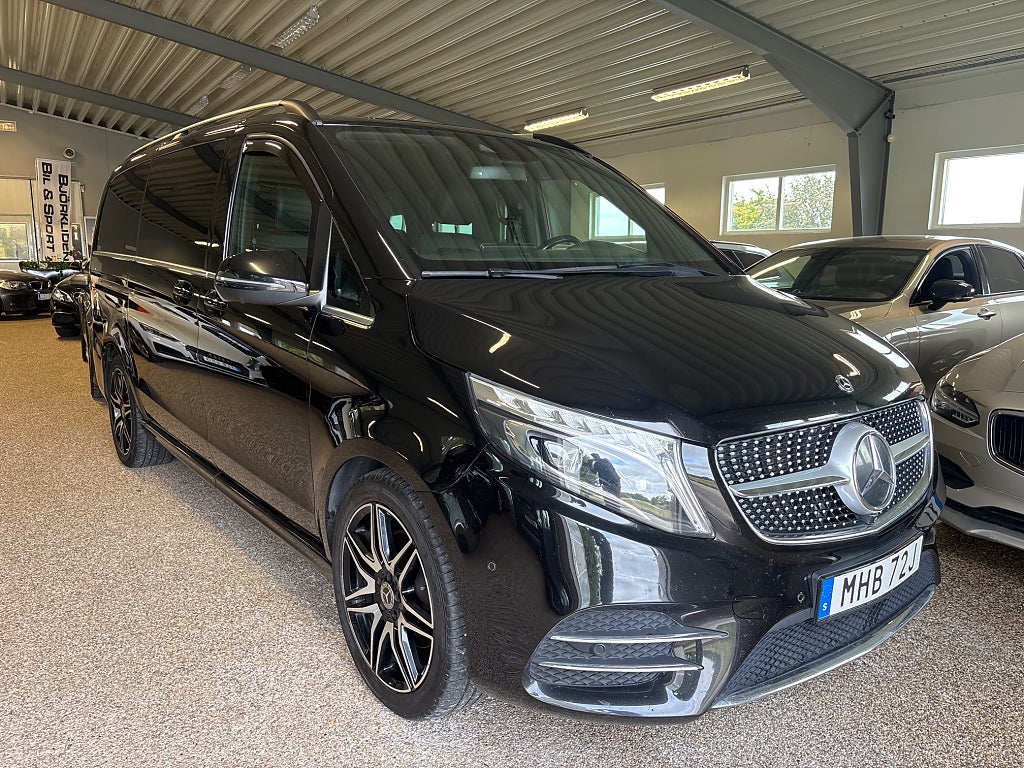 Mercedes-Benz V300 2021 - miniatyr 16