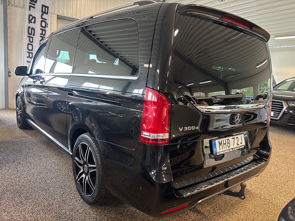 Mercedes-Benz V300 2021 - miniatyr 19