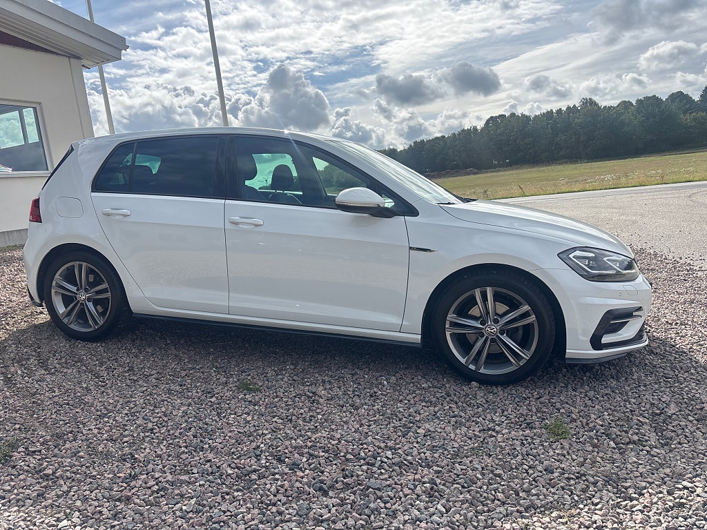 Volkswagen Golf 2020 - miniatyr 2