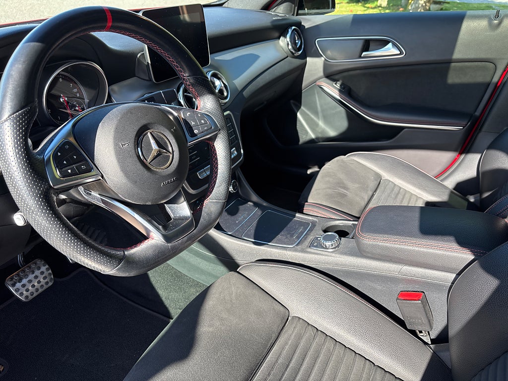 Mercedes-Benz GLA200 2019 - miniatyr 7