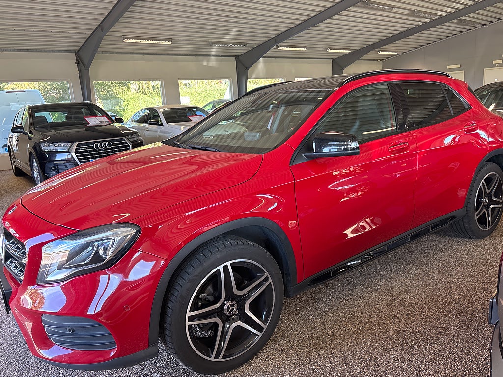 Mercedes-Benz GLA200 2019 - miniatyr 10