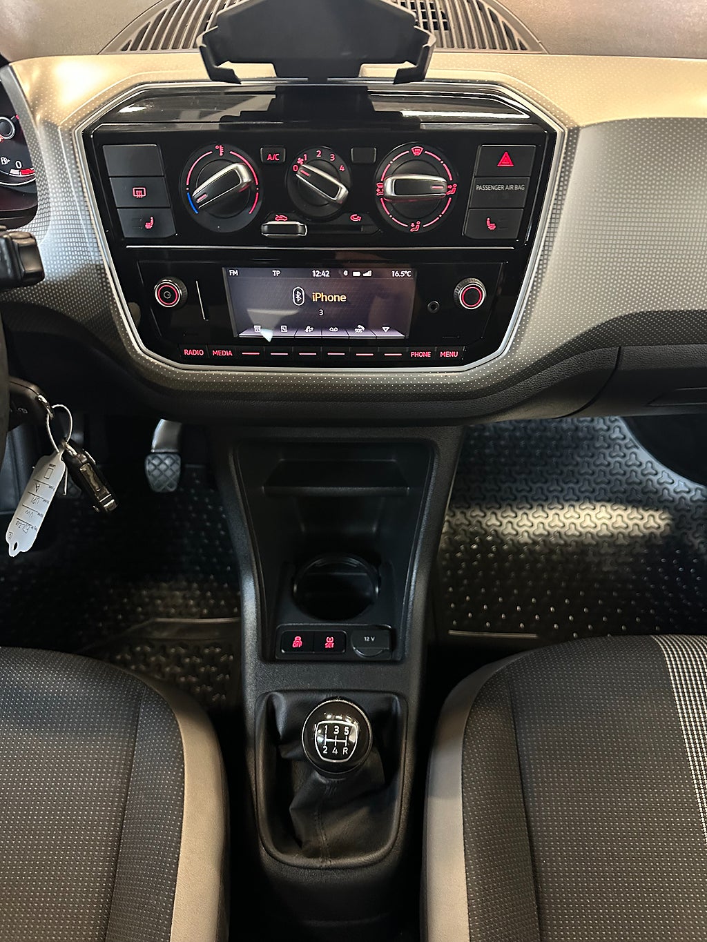 Volkswagen UP! 2017 - miniatyr 11