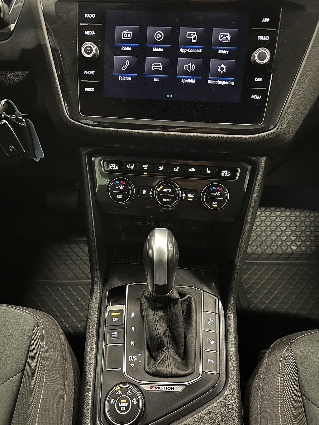 Volkswagen Tiguan 2020 - miniatyr 14
