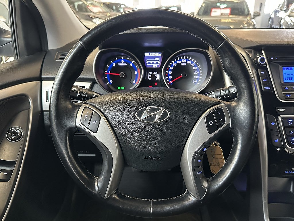 Hyundai i30 2015 - miniatyr 12