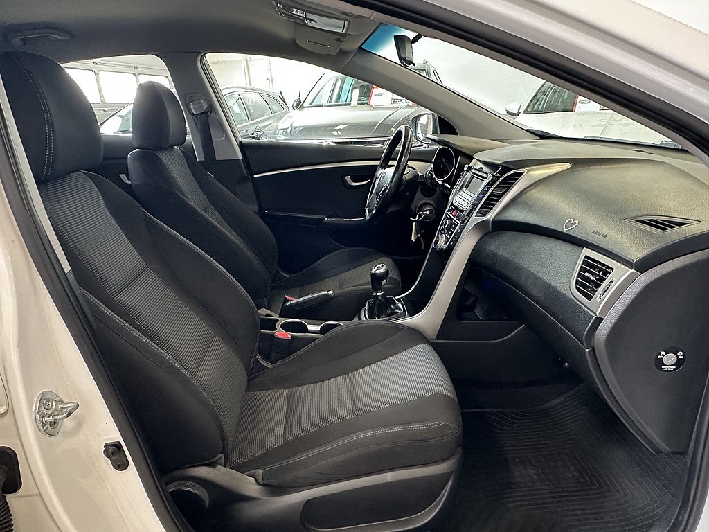 Hyundai i30 2015 - miniatyr 9