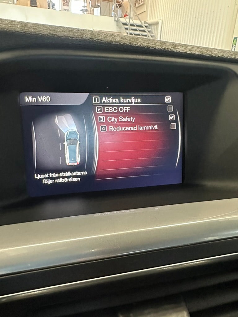 Volvo V60 2017 - miniatyr 18