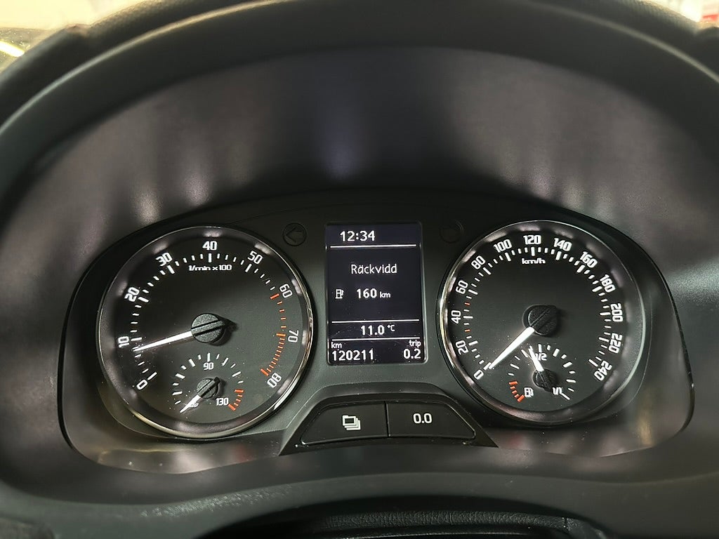Skoda Fabia 2014 - miniatyr 13