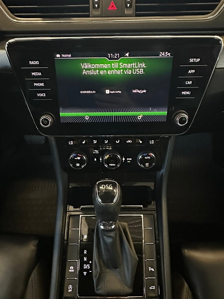 Skoda Superb 2019 - miniatyr 17