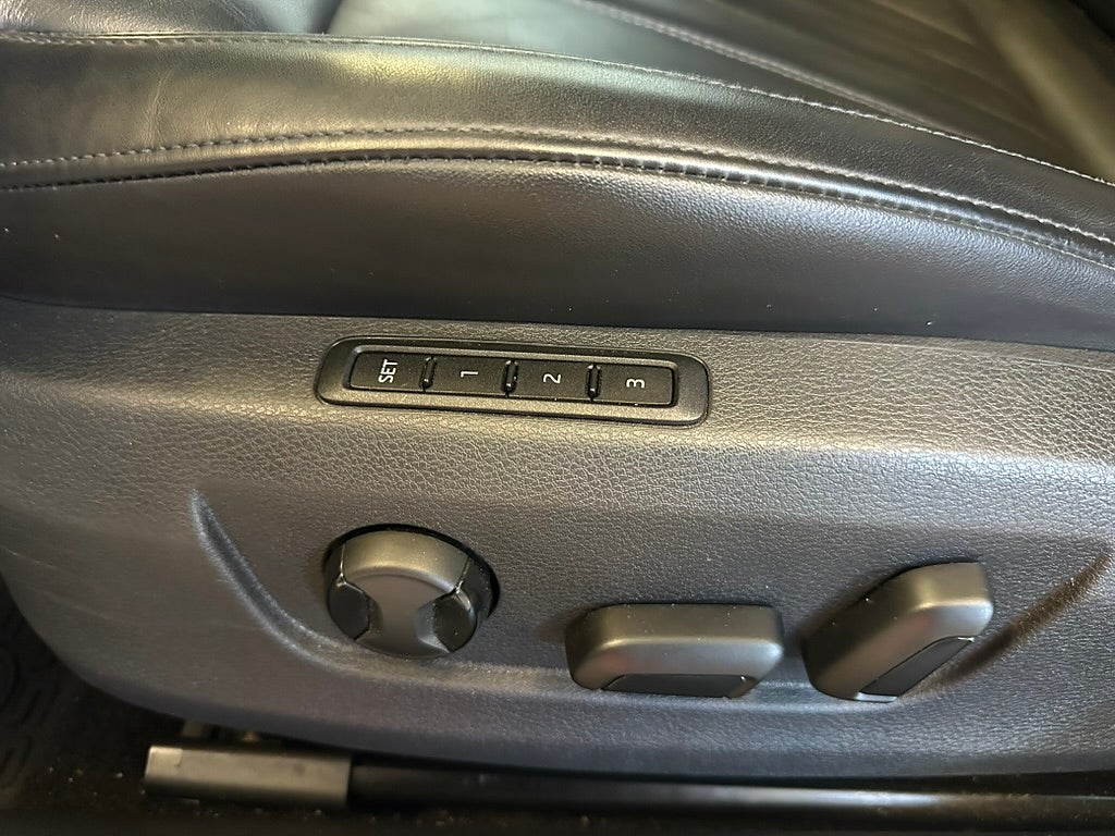 Skoda Superb 2019 - miniatyr 25