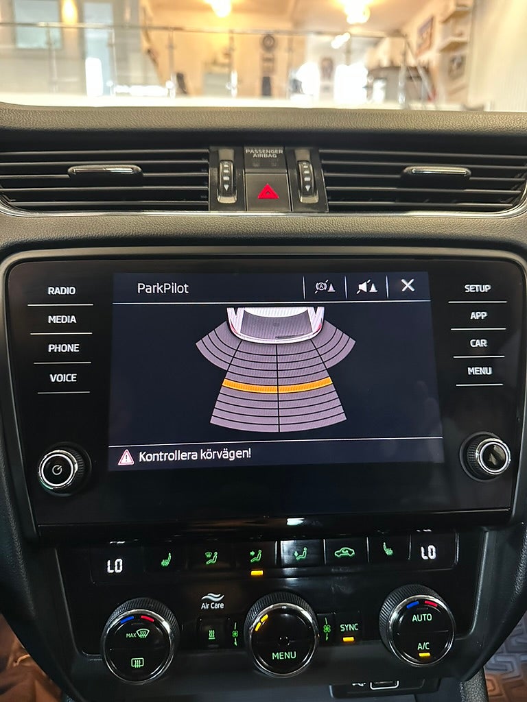Skoda Octavia 2020 - miniatyr 16